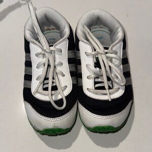 Boys Toddler Adidas Sneakers 8 Black White Silver Green